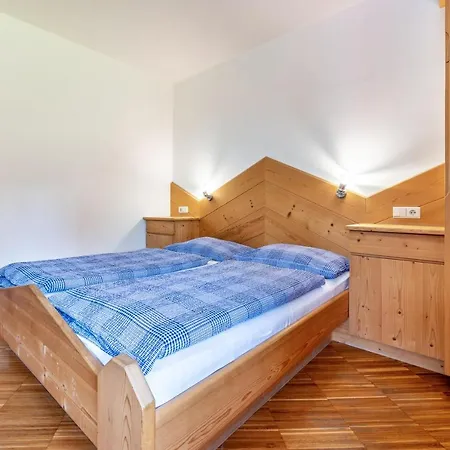 Apartment Lindenhof 9 *